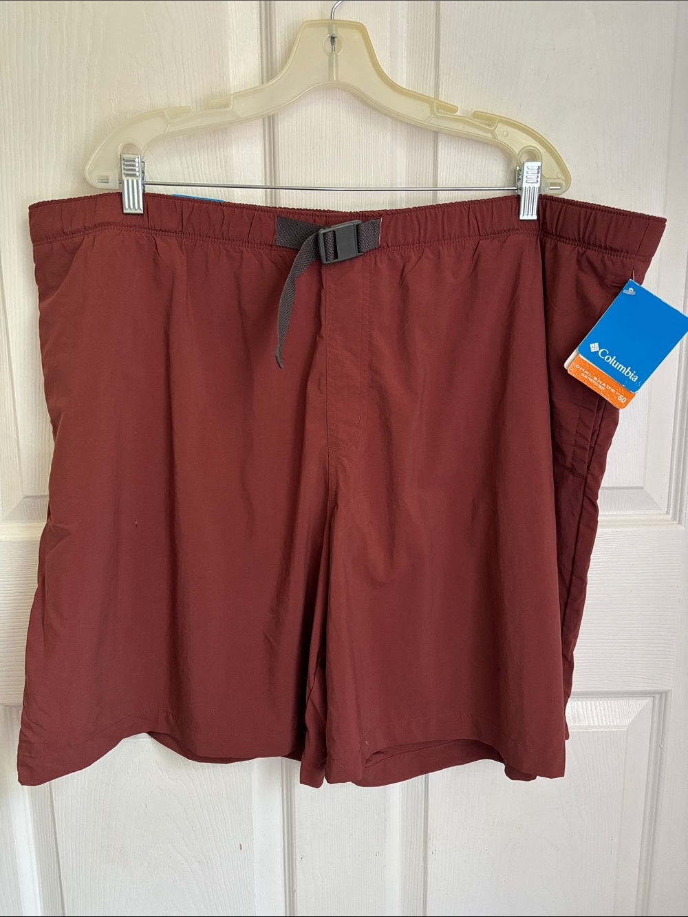 NEW Columbia Brown Flatwater Run Shorts Adjustable Belt Omni Shade Size XXL